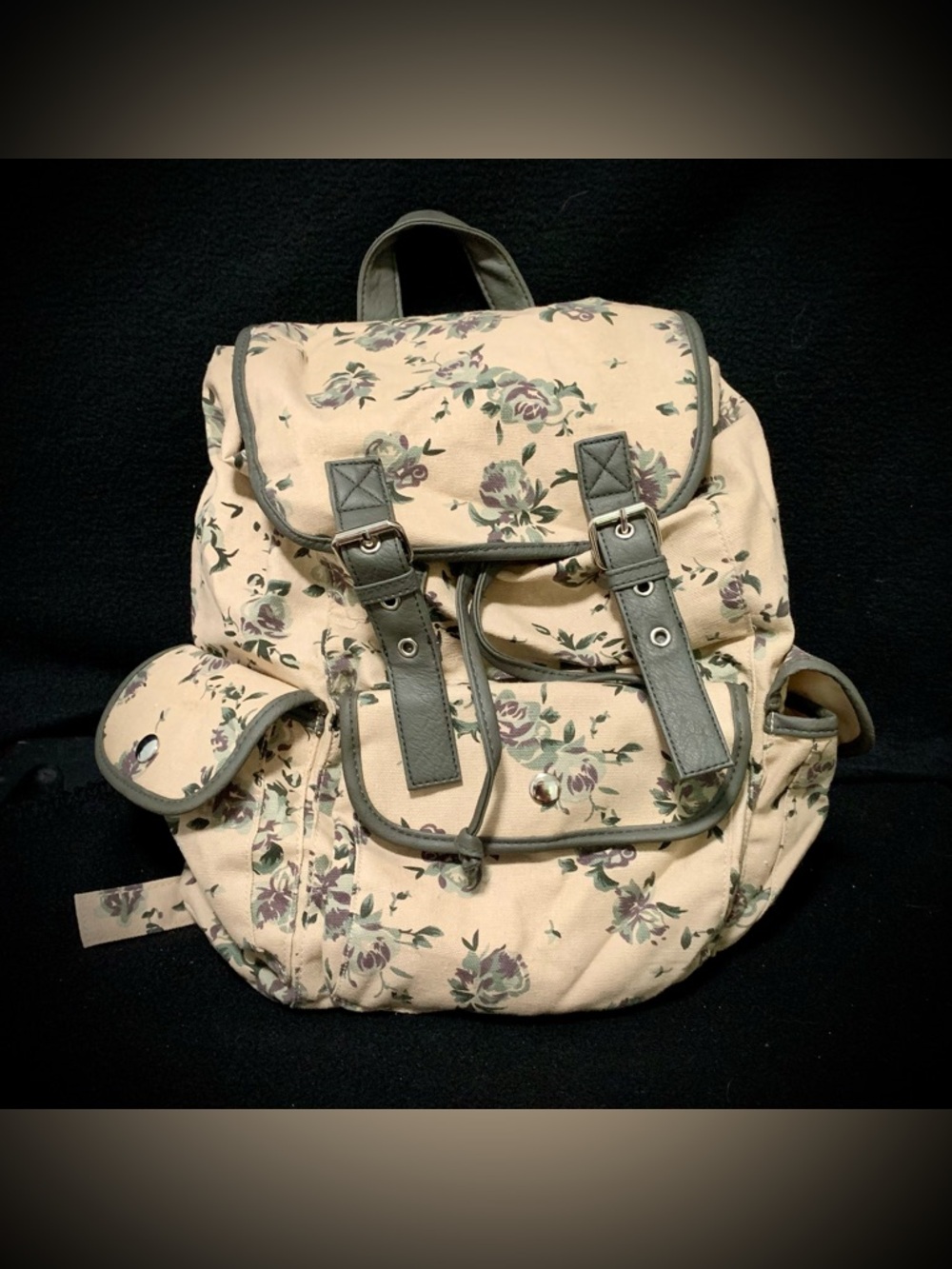 Candie’s Floral Backpack – Vintage Style